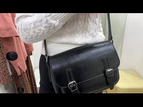 ❤️ Publiekelijke masturbatie van jonge teef FeralBerry met een dildo in de paskamer ❤️❌ Super porn at us nl.teenactivewear.ru ❤